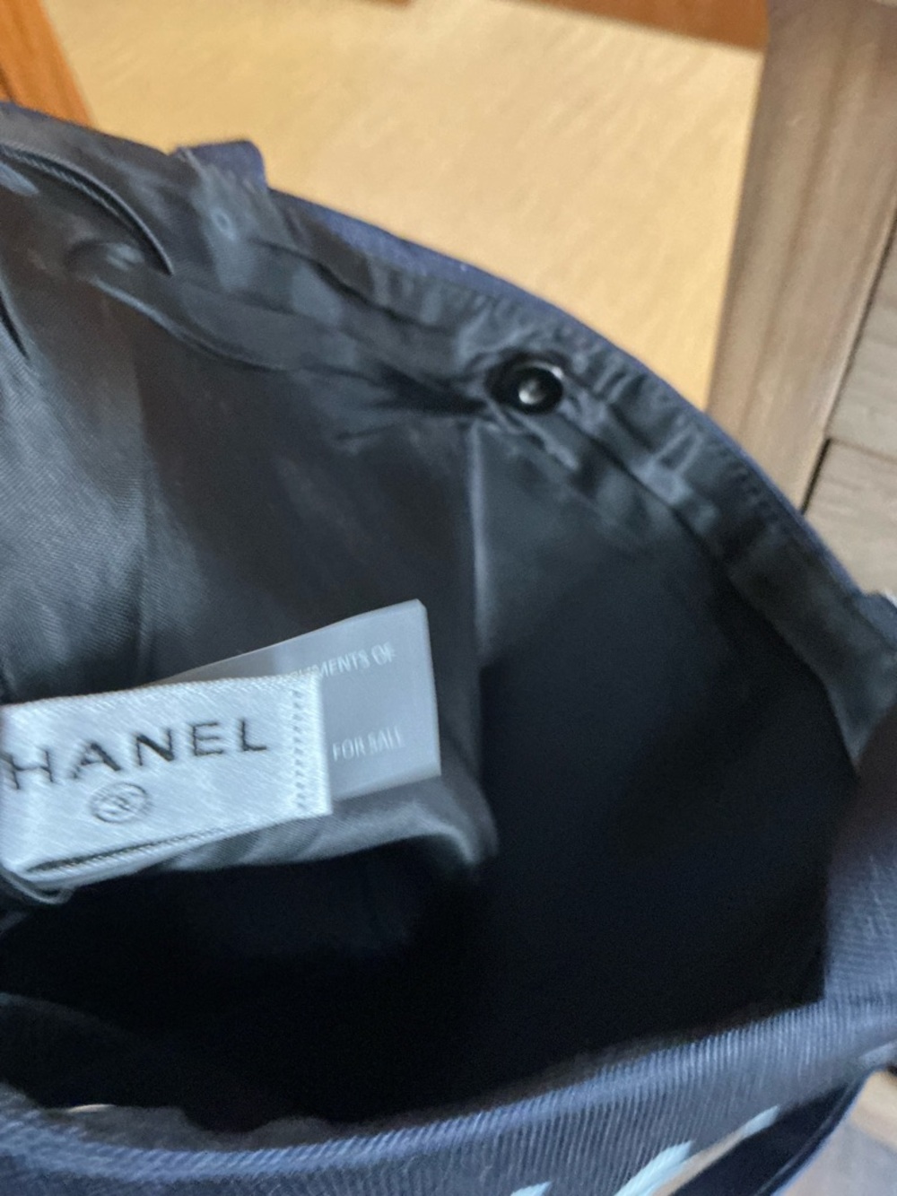 CHANEL Black and White Graphic Canvas Tote GWP - Picture 11 of 15